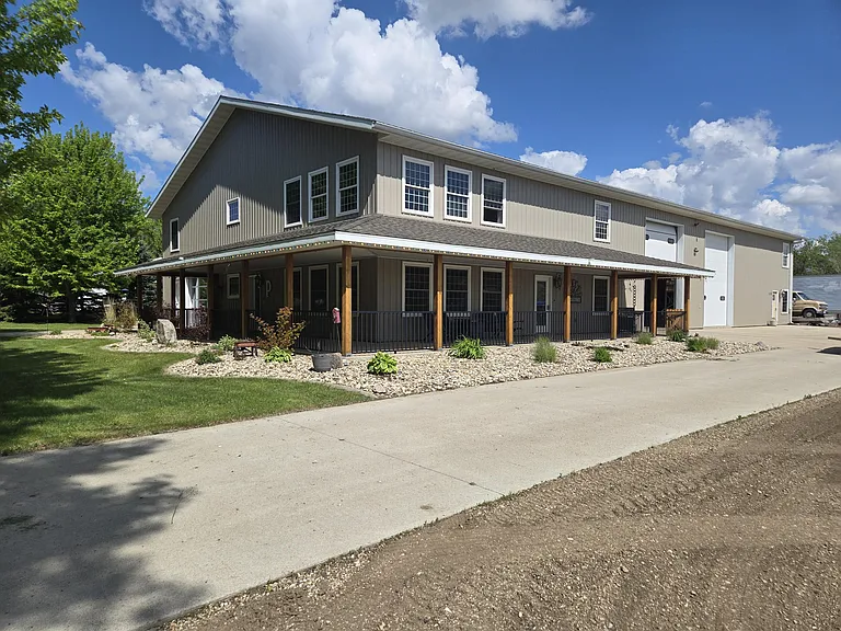 Remarkable Shouse Available
