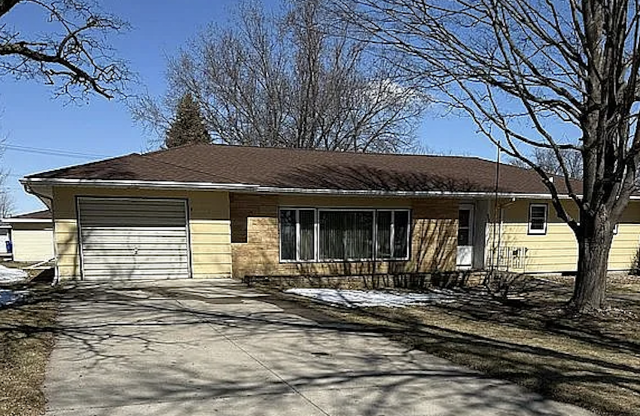 3 bed/2 bath home