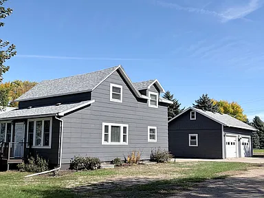 3-Bed, 3-Bath Family Home - Image 2