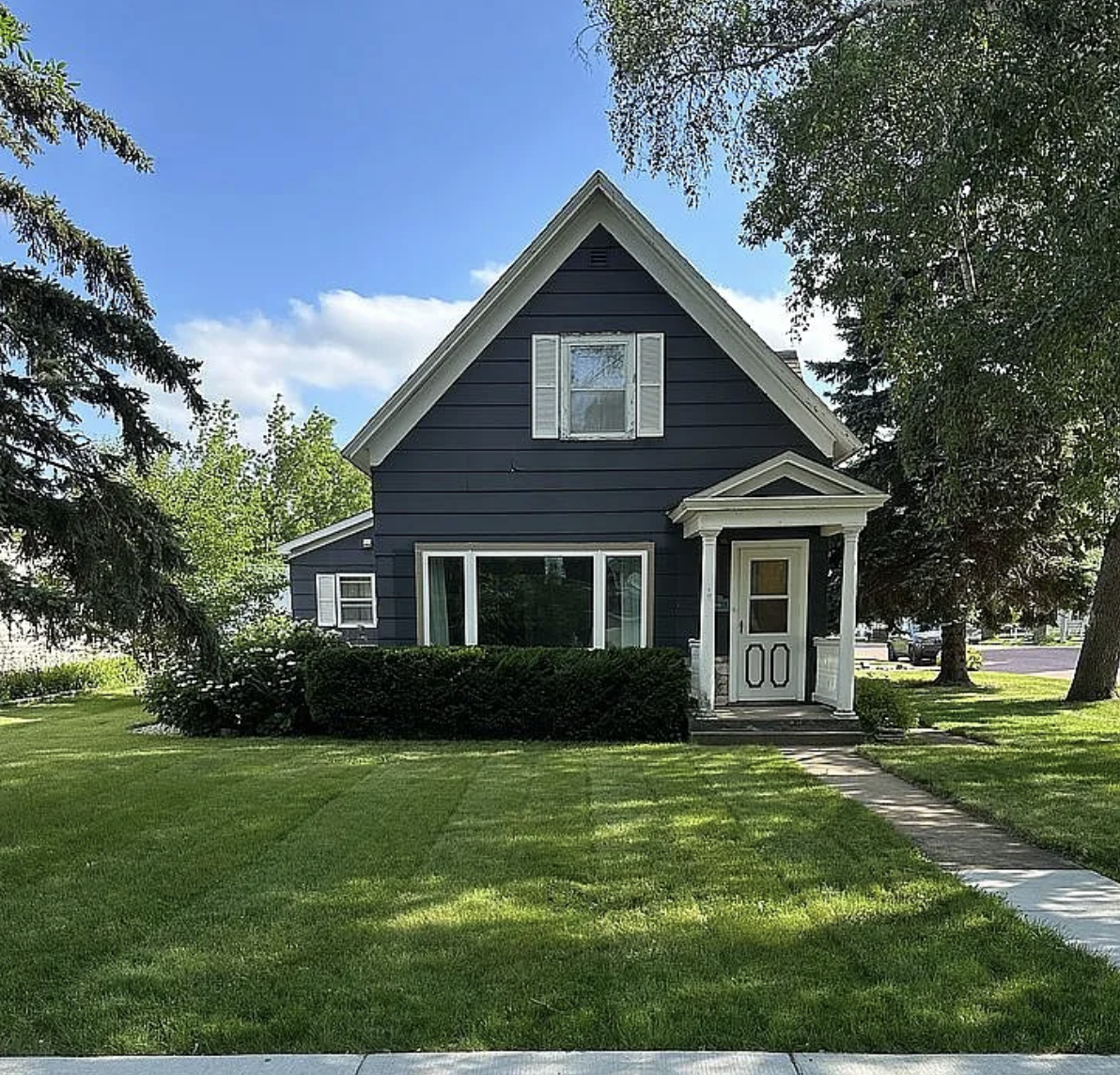 4 bed/1.5 bath centrally located - Image 1