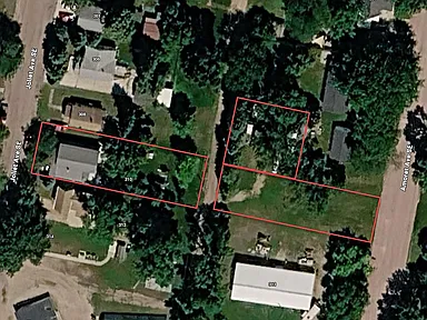 Large Backyard! - Image 2