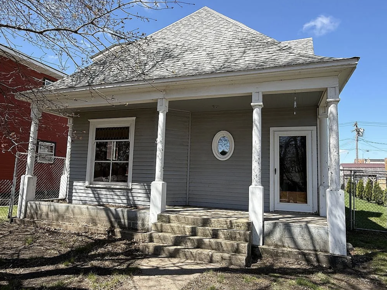 Original Woodwork 3bed/2bath
